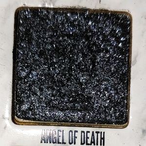 🆕 JSC Single Eyeshadow Pan - Angel of death